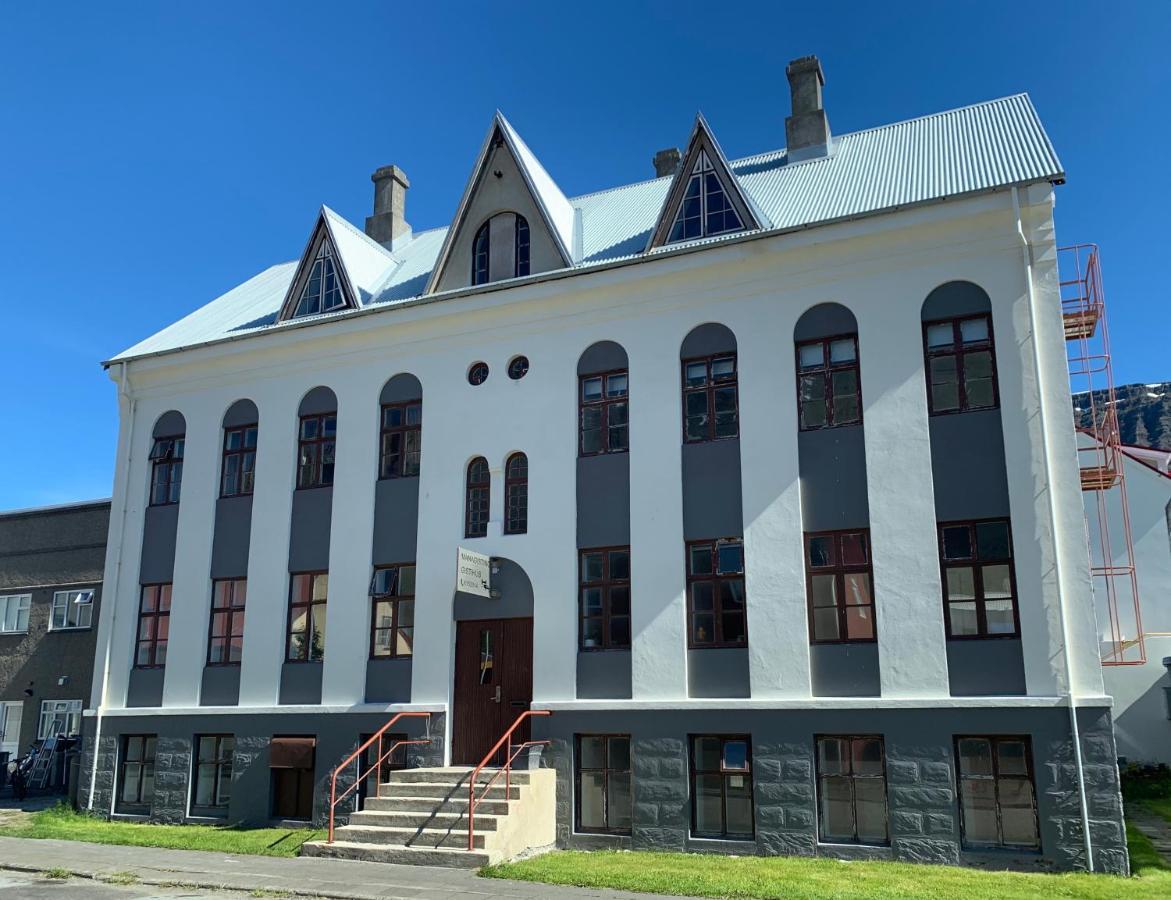 Managisting Guesthouse Isafjordur Bagian luar foto