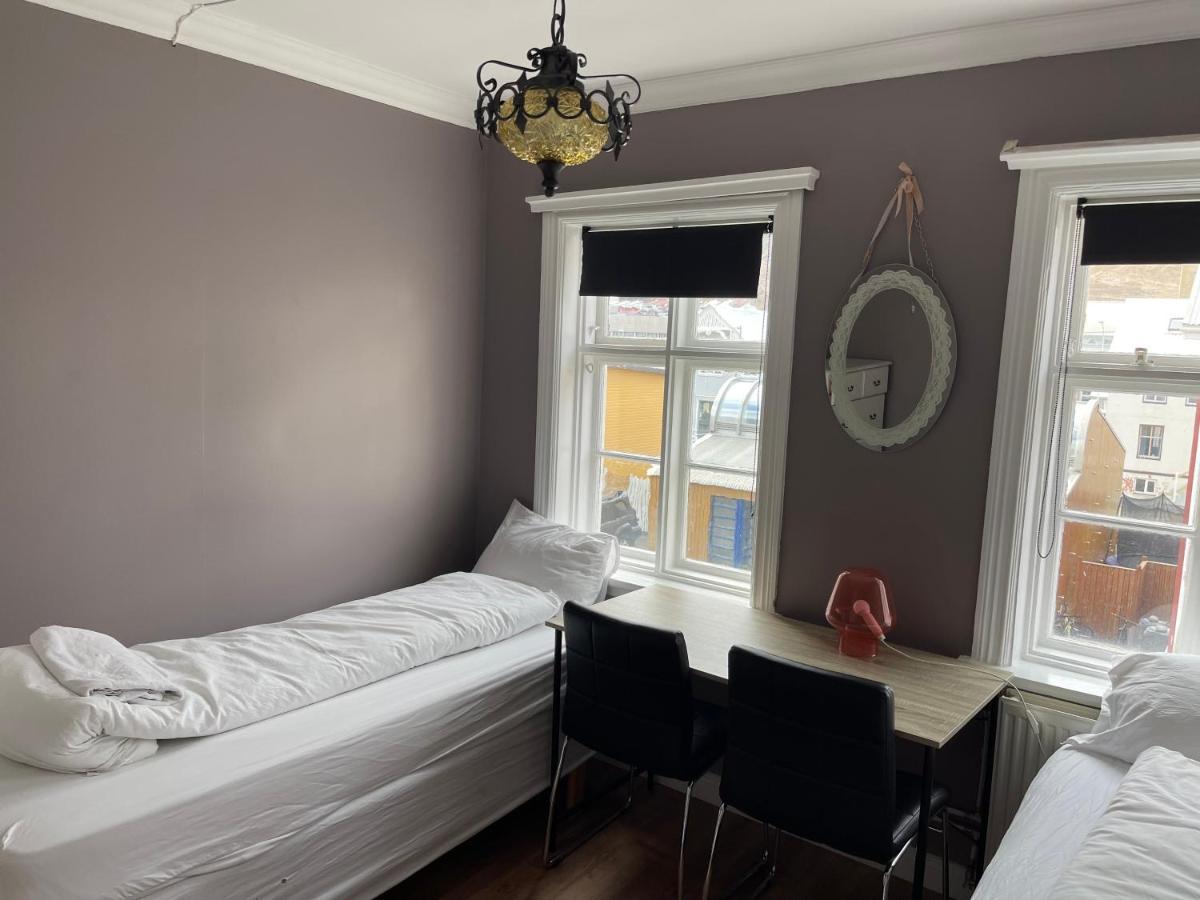 Managisting Guesthouse Isafjordur Bagian luar foto
