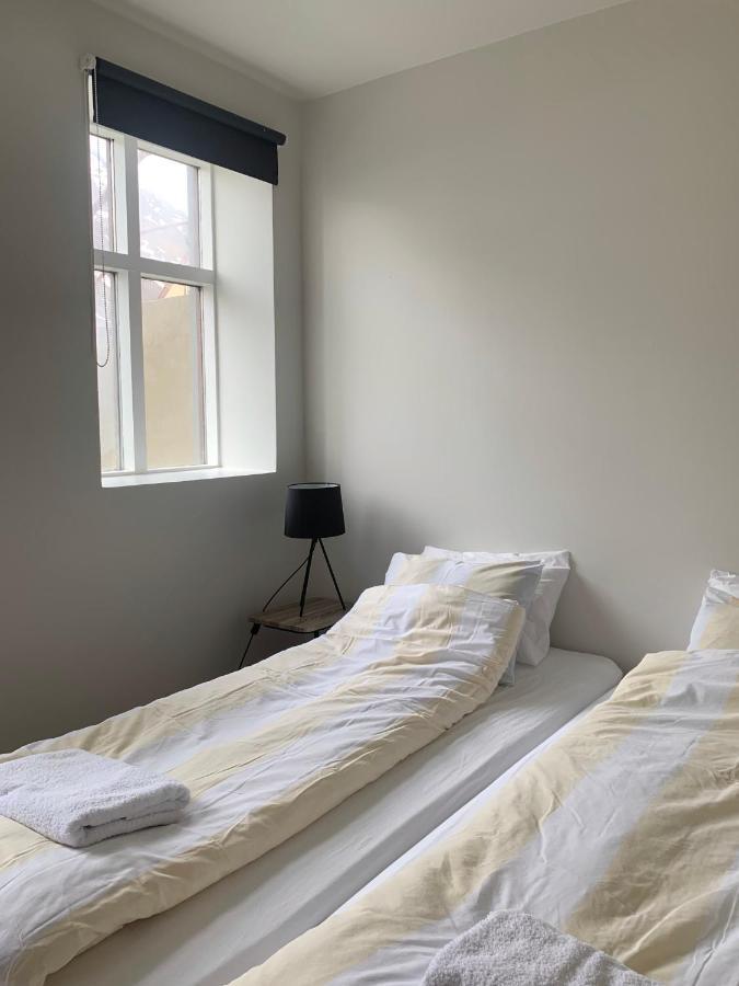 Managisting Guesthouse Isafjordur Bagian luar foto